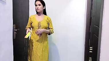 College girl ko hostel ke bathroom me choda