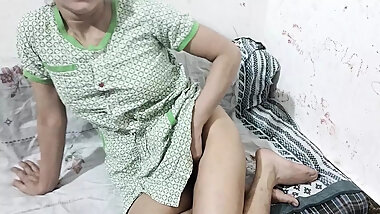 New school dress dekar step sister ko chod diya