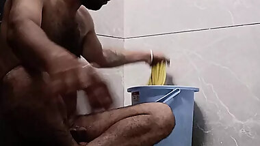 Indian hot and neighbour enjoy my shower