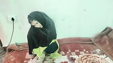 Indian muslim girl ko hotel le jake ghori bna kar pela