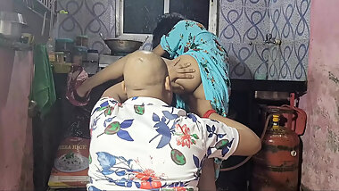 desi bhabhi hard fucking in devar in bedroom her husband going to office