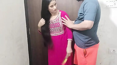 Girl hostel me ghus kar jabar dasti pel diya