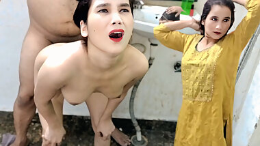 Bhabhi Shopping ke liye ready ho rhi thi dever ne pel diya