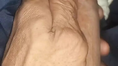 I'm in a happy mood with my cock.If any woman or girl wants to have sex with me in her happy mood, you can contact me.