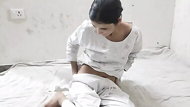 Nurse ko hospital me hi pakad ke pel diya