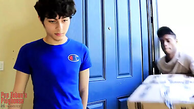 Leo Larrz and Pupcore