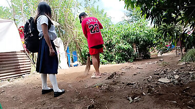 DESI 18 YEAR OLD VIRGIN STUDENT FUCK BY WORKER IN PUBLIC