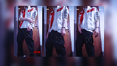 Private Videos of Famous Pop Singer Leaked