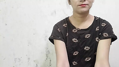 Naukrani ko sab milkar choda