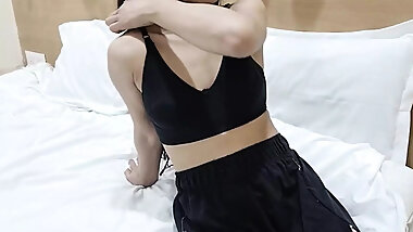 Sister in law ko ghumane ke bahane hotel me jabar dasti pela