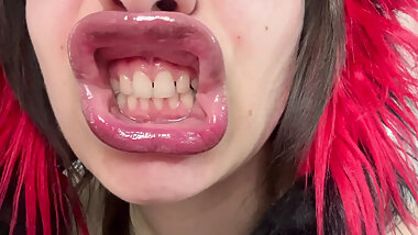 I make phlegm faces ASMR latina  face fetish mouth fetish