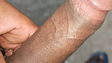 I enjoy handjob my big cock feel amezing