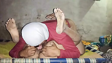 Desi wife and husband had a 69 sex and it was really fun