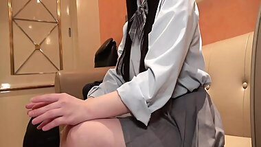 Hinako-Chan - Matching App Meeting No. 118: A Sensitive Girl With Lots Of Experience, Loves Fucking Even With Her Clothes On.