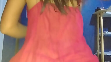 Detonating beautiful buttock in lingerie