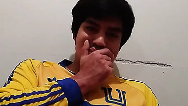 I EXPEL A LOT OF MILK YOU WANT