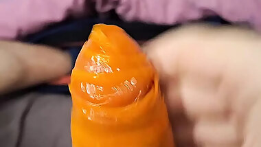 Colleague injects into his own condom - An unexpected experiment