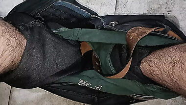 I feel like masturbating.