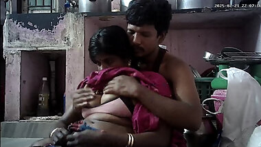 Indian village house wife and housband hot kissing and enjoy movement