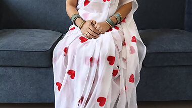 Director left Bhabi who came for shooting