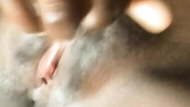 Young Ugandan Girl Masturbating Herself Part 1