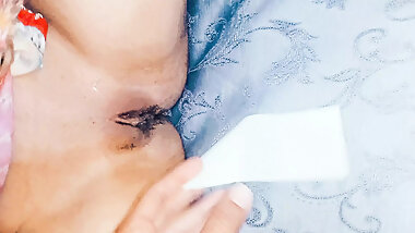 Desi Girlfriend Shaving Hairy Indian Girlfriends Pussy and Armpits Indian armpit and pussy full cleaning shaving