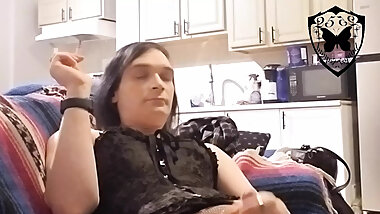 Lizz_ss25 couch anal bitch (four months HRT)