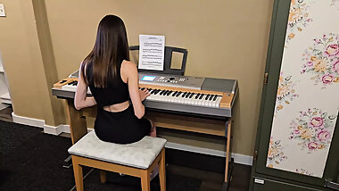 Techer fucked a piano student