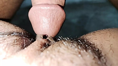 I put my whole hand in my stepmother's pussy,she sucked my cock.