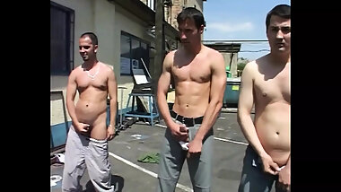 The Kinky Girls Want to Do It with Everyone and Never in Pairs