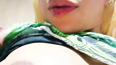 New Kitchen in My House Nd My Clit Is Crazy Horny Masturbation Squirting and Juices Sweet